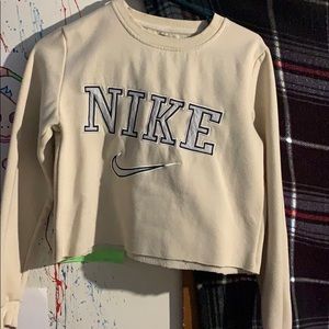 cropped nike sweatshirt